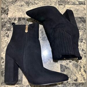 Chic Black Suede Heeled Boots
